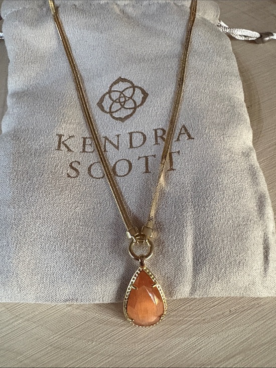 Kendra Scott Jewelry - Kendra Scott Gold Necklace with Orange Cat’s eye pendant new with tag
